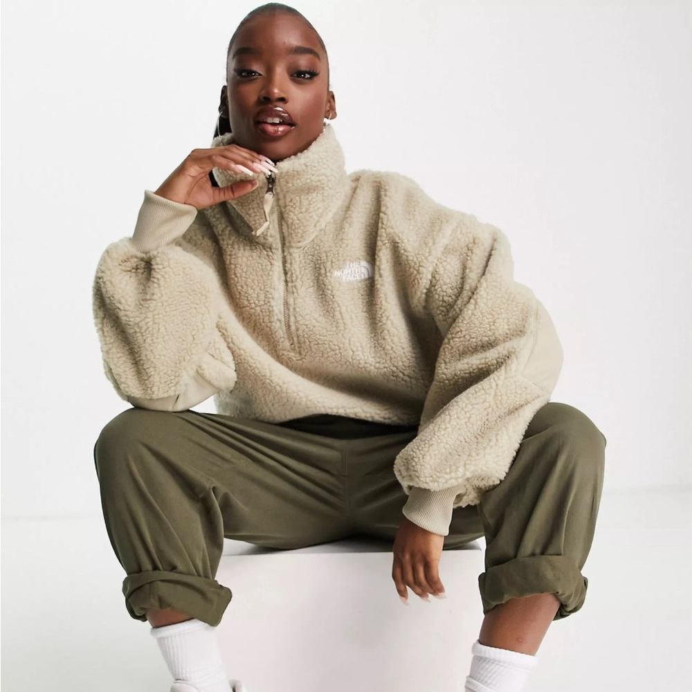 North Face Platte Sherpa cropped fleece